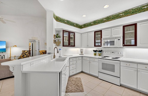 Tropical Cove House | Coastal Fairway at Lexington CC Golf Village