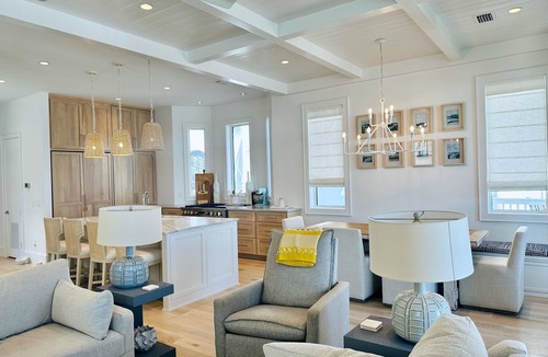 Sunnyside House | Coastal Living is an exquisite home sat directly on the beautiful beaches of Carillon.