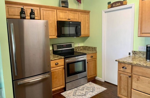 Eastpoint House | Coastal Simplicity- Located in Eastpoint just minutes to SGI & Apalachicola