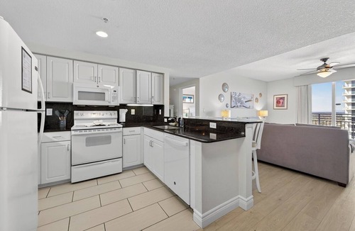 Daytona Beach Condo | Coastal Vibes - Ocean Walk