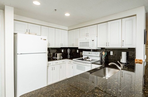 Daytona Beach Condo | Coastal Vibes - Ocean Walk