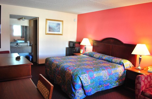Panama City Beach Hotel | Coconut Grove Motor Inn