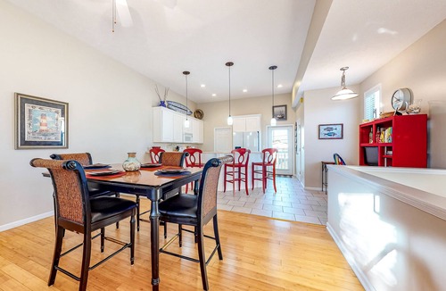 Sago Park Townhomes House | Colorful Beach House with Outdoor Pool, WiFi, Washer/Dryer, & Central A/C