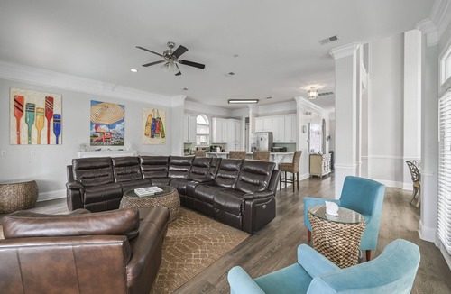 Destiny Grand Palms House | Come Together | Luxury Updated Home, Pet Friendly, Pool + Golf Cart!