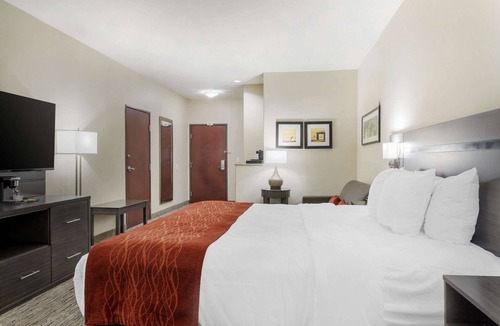 Orange Hotel | Comfort Inn Orange I-10