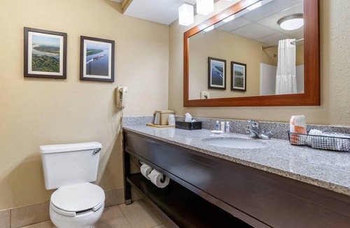 Pearl Hotel | Comfort Inn Pearl-Jackson