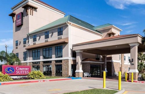 Webster Hotel | Comfort Suites near NASA - Clear Lake