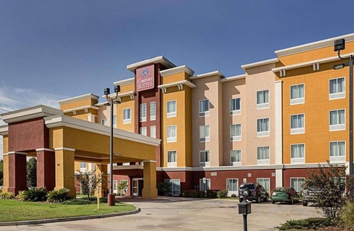 Gonzales Hotel | Comfort Suites near Tanger Outlet Mall