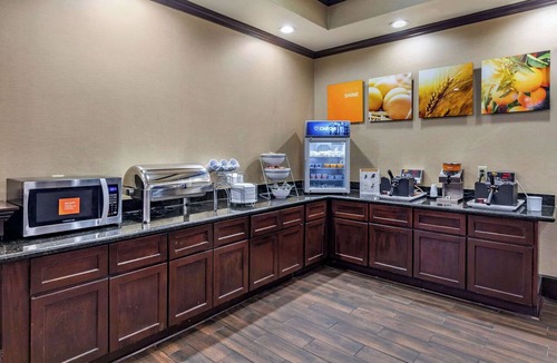 Shreveport Hotel | Comfort Suites Shreveport West I-20