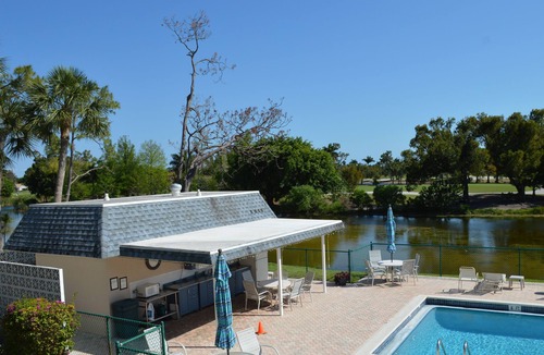 Lely Golf Estates Condo | Comfortable Condo in a fantastic location to beaches and downtown Naples