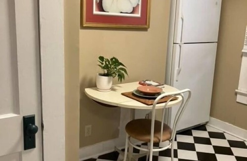 Freetown - Port Rico Apartment | Comfortable Private 1BR Retreat