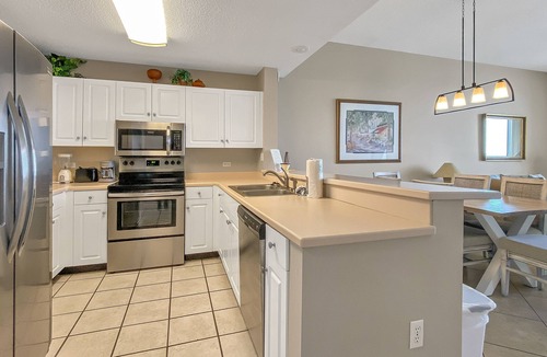 Fort Walton Beach - Destin Condo | Comfortable unit, Breathtaking views, Quick walk to dining