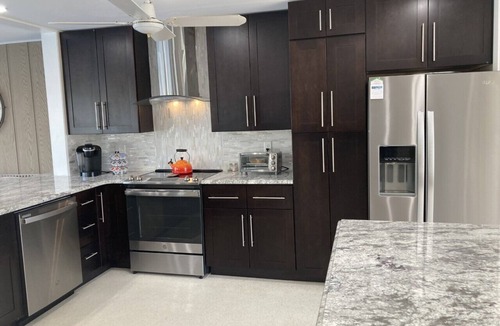 Venice Gardens House | Completely remodeled 3bdrm/2.5bath heated pool