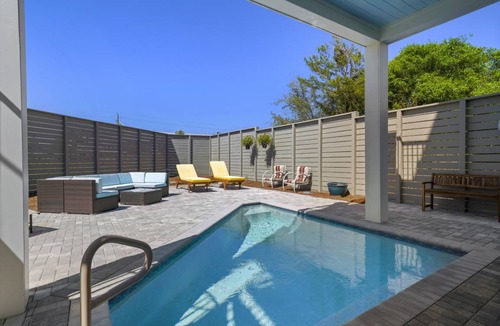 Inlet Beach Condo | Condo ∙ 1 bedroom ∙ 2 guests