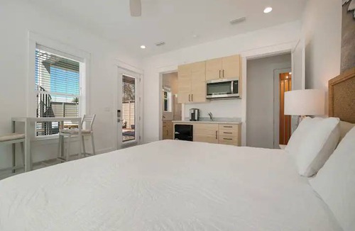 Inlet Beach Condo | Condo ∙ 1 bedroom ∙ 2 guests