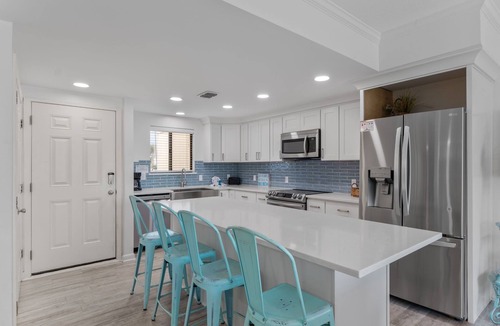 Holiday Isle Condo | Condo 1150 is a 2 Bedroom on the Beachside
