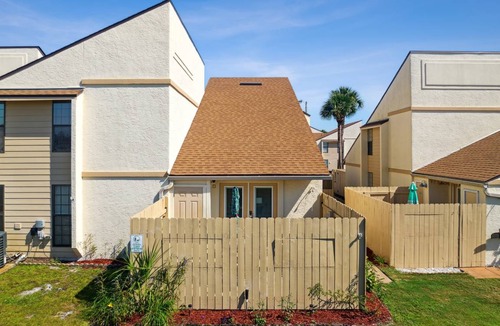 West Panama City Beach Condo | Condo ∙ 2 bedrooms ∙ 6 guests
