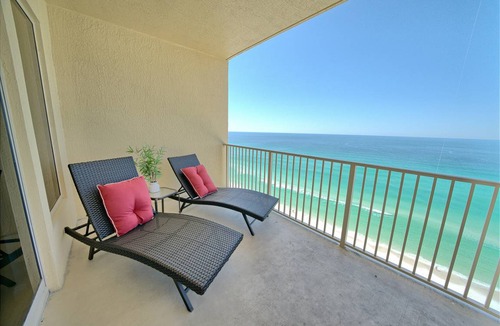 Panama City Beach Condo | Condo ∙ 2 bedrooms ∙ 8 guests