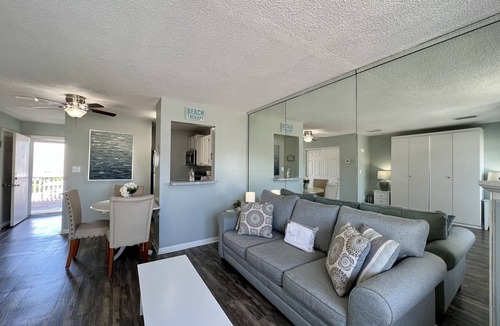 Holiday Isle Condo | Condo #8105 is a beautiful and cozy Studio with Free Beach Service!