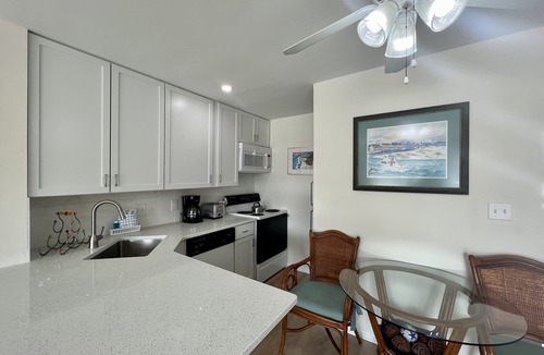 Holiday Isle Condo | Condo #8109 is a cozy Studio