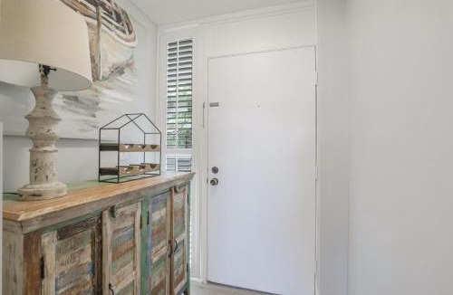 Marco Island House | Condo in community with beach access, pool and tennis