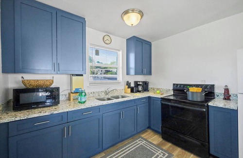 Goodland Condo | Condo located in Goodland just a short walk from great food