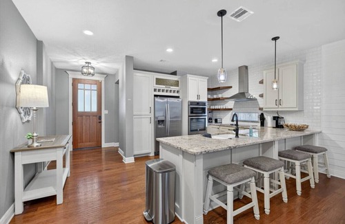 Conroe House | Conroe 4BR near The Woodlands | Arcade Game Room, Gym, Playground, Sleeps 13