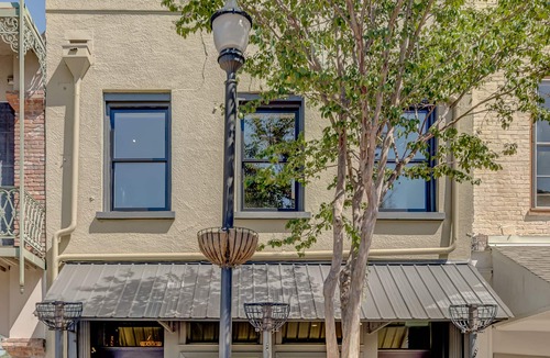 Vicksburg Apartment | Contemporary Downtown Apartment on Washington Street
