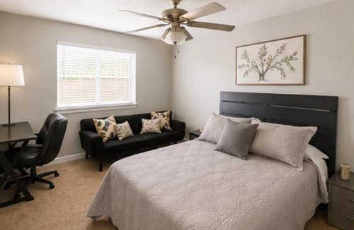 Union Park House | Contemporary Haven Stylish and Comfortable Space