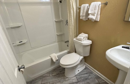 Panama City Beach Hotel | Cook's Motel- Panama City Beach