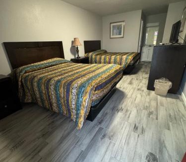 Panama City Beach Hotel | Cook's Motel- Panama City Beach