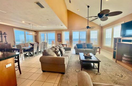 East End House | Cool Change- Sunset Beach- Beachfront- Pet-Friendly