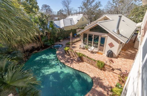 Madisonville Cottage | Coquille Cottage located in Historic Madisonville