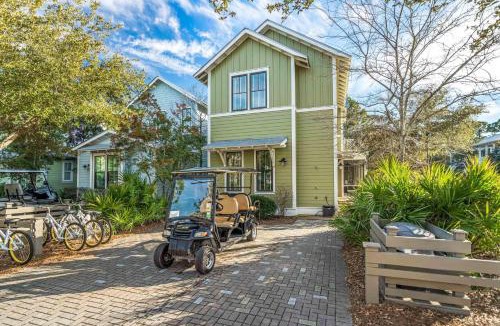 Watercolor House | Coral Cottage