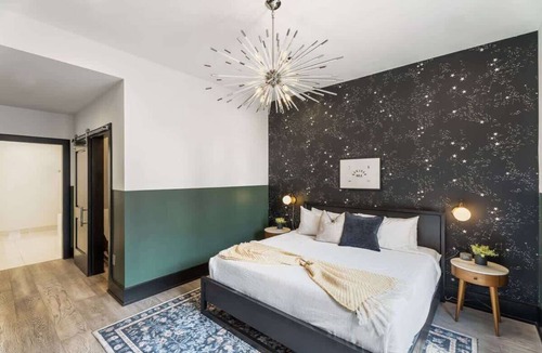 Central Business District Hotel | Corner Penthouse-Private Terrace – Hotel