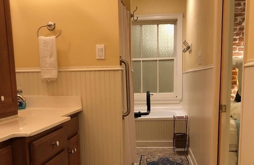 Central Business District Apartment | Corporate apartment in the heart of downtown New Orleans
