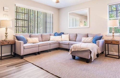 Dauphin Island House | Cottage in the Pines
