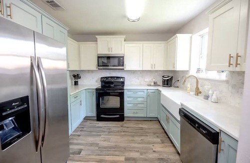 Navy Point House | Cottage On The Coast Less than 2 miles from NAS