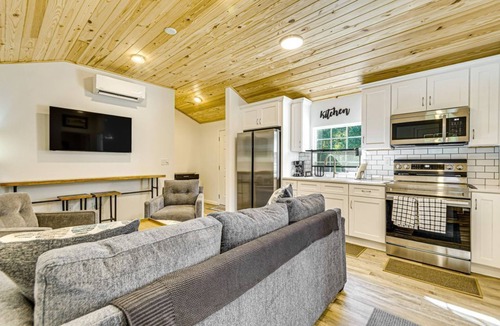 Lillian Cottage | Cottage Retreat/1 Mile From Popular Boat Launch .