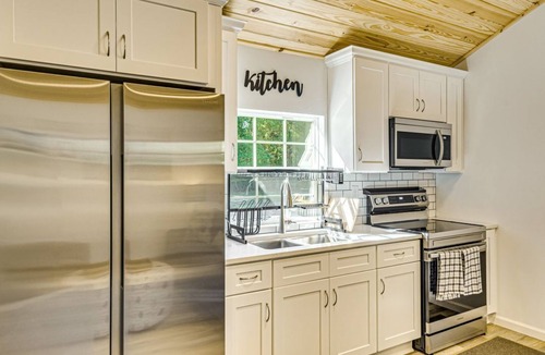 Lillian Cottage | Cottage Retreat/1 Mile From Popular Boat Launch .