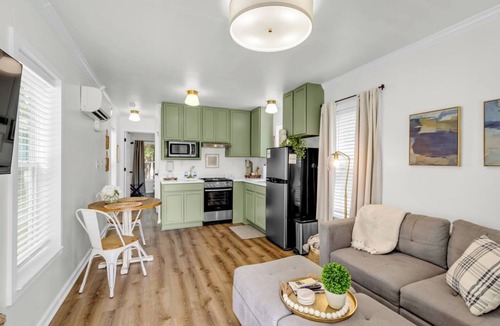 Ocean Springs House | Cottages at Oak Park