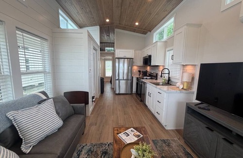 Vicksburg House | Cottonwood Modern Tiny Home at MS Riverbend