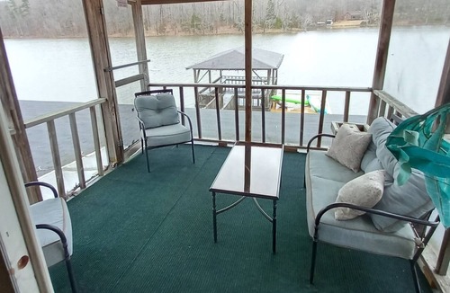 Myrtle Cabin | Country Haven