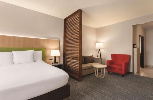 Byram Hotel | Country Inn & Suites by Radisson, Byram/Jackson South, MS