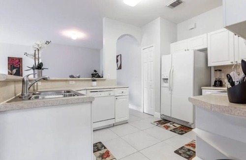 Ludlam House | Countryside Manor · Gateway to Keys & Everglades