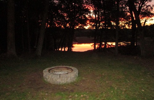 Baldwin House | Couples Retreat, NEW Hot Tub 2022, ORV, Right From the Front Door