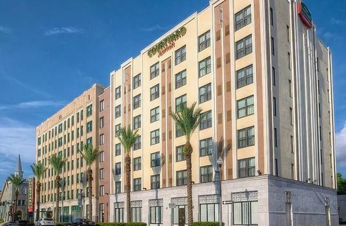 Downtown St. Petersburg Hotel | Courtyard by Marriott St. Petersburg Downtown
