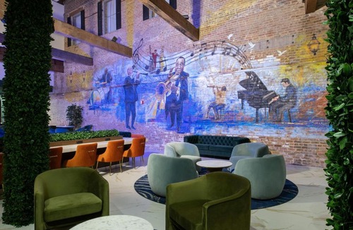 Arts/Warehouse District Hotel | Courtyard by Marriott New Orleans Warehouse Arts District