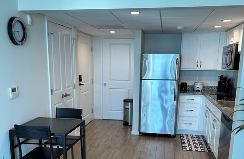 Fort Myers River District Apartment | Cozy 1-bedroom apartment with AC in wonderful Fort Myers