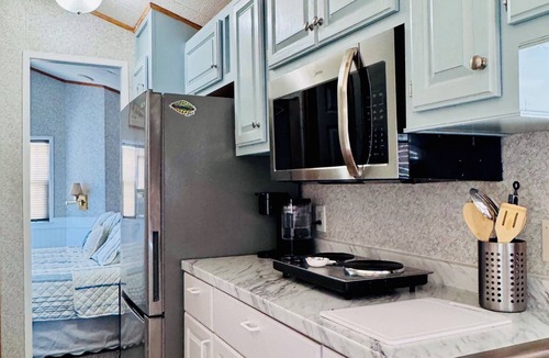 Keaton Beach House | Cozy 1-bedroom bungalow on Boggy Bag in Keaton